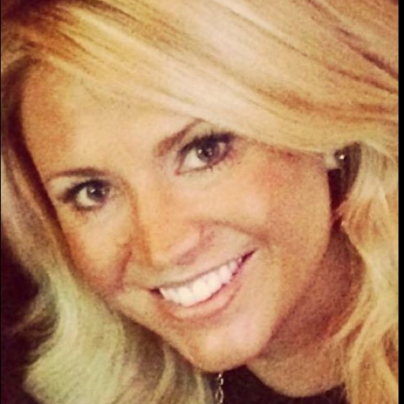 Meet your Posher, Stacy - Picture 1 of 1